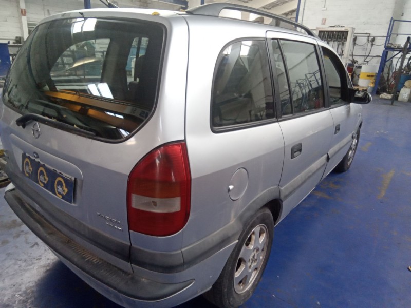 opel zafira a 2.0 dti | 0.99 - 0.05 del año 2002
