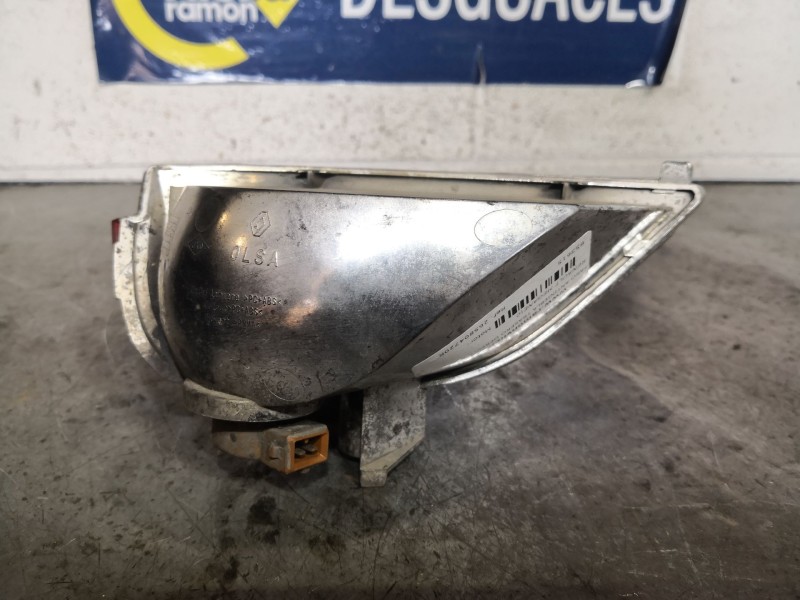 Recambio de faro antiniebla trasero derecho para renault megane referencia OEM IAM 265804720R  