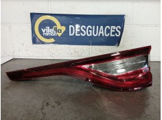 Recambio de piloto porton derecho para renault megane referencia OEM IAM 265506075R  