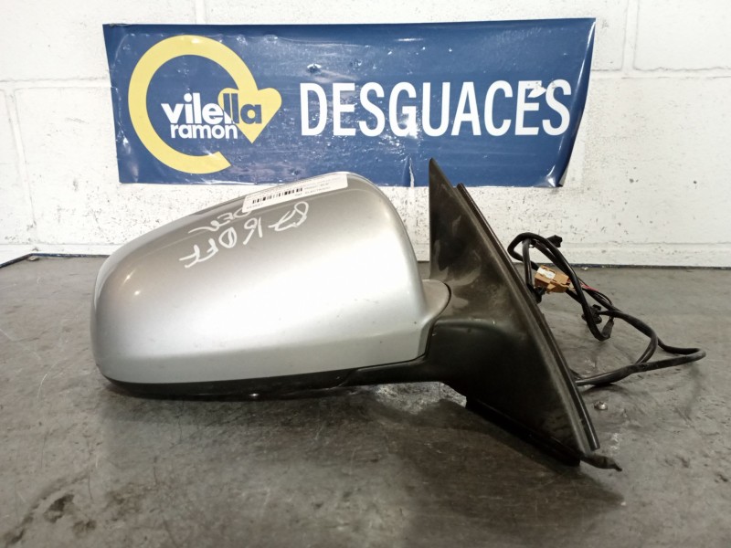 Recambio de retrovisor derecho para audi a4 2.0 tdi 143 multitronic dpf referencia OEM IAM ELECTRICO  