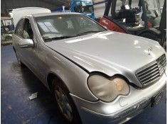 mercedes clase c (w203) berlina del año 2004 2