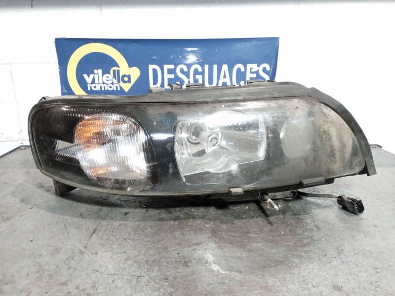 Recambio de faro derecho para volvo s60 berlina 2.4 diesel cat referencia OEM IAM XENON  