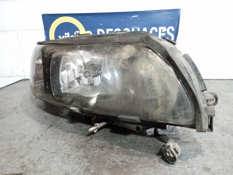 Recambio de faro derecho para volvo s60 berlina 2.4 diesel cat referencia OEM IAM XENON  