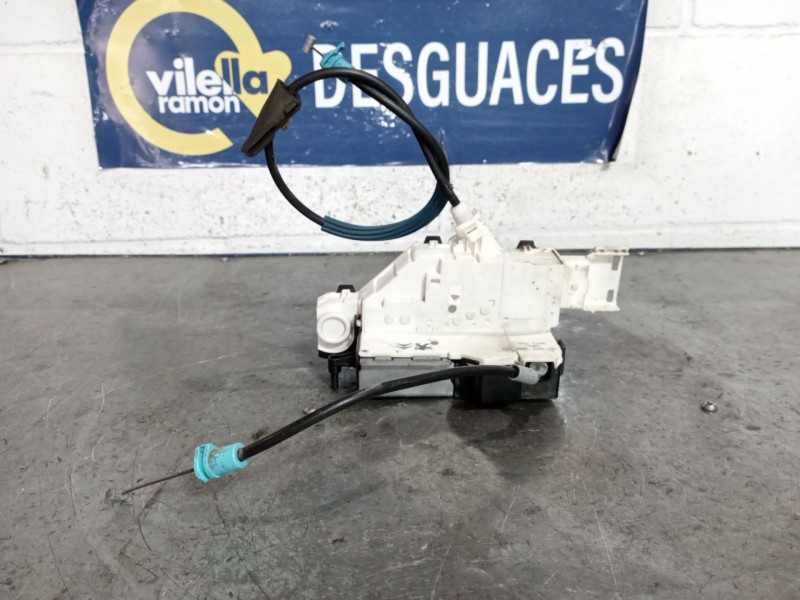 Recambio de cerradura puerta trasera derecha para citroen c4 1.6 hdi 90 cool referencia OEM IAM   
