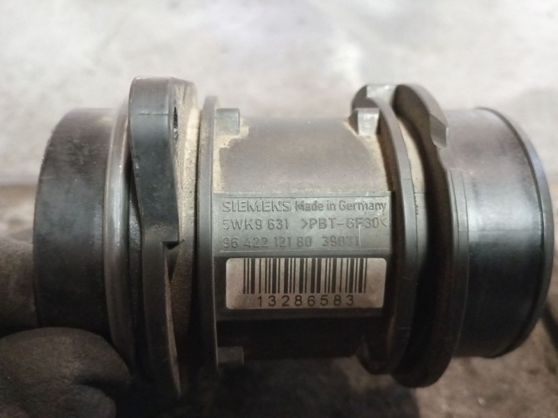 Recambio de caudalimetro para peugeot 206 berlina xr referencia OEM IAM 5WK9631  