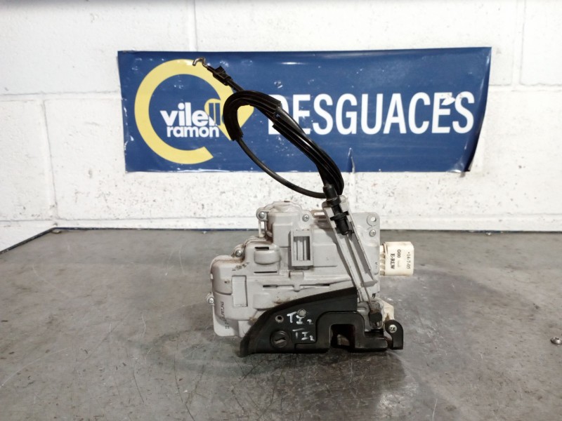 Recambio de cerradura puerta trasera izquierda para seat leon (1p1) reference referencia OEM IAM 1P0839015  