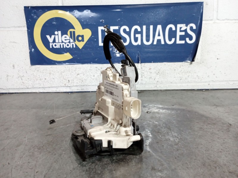 Recambio de cerradura puerta delantera derecha para seat leon (1p1) reference referencia OEM IAM 1P1837016  