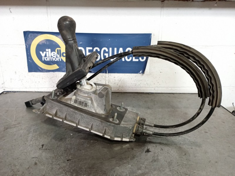 Recambio de palanca cambio para seat ibiza (6j5)  | 0.08 - ...  | 0.08 - ... referencia OEM IAM 6Q0711049CG  