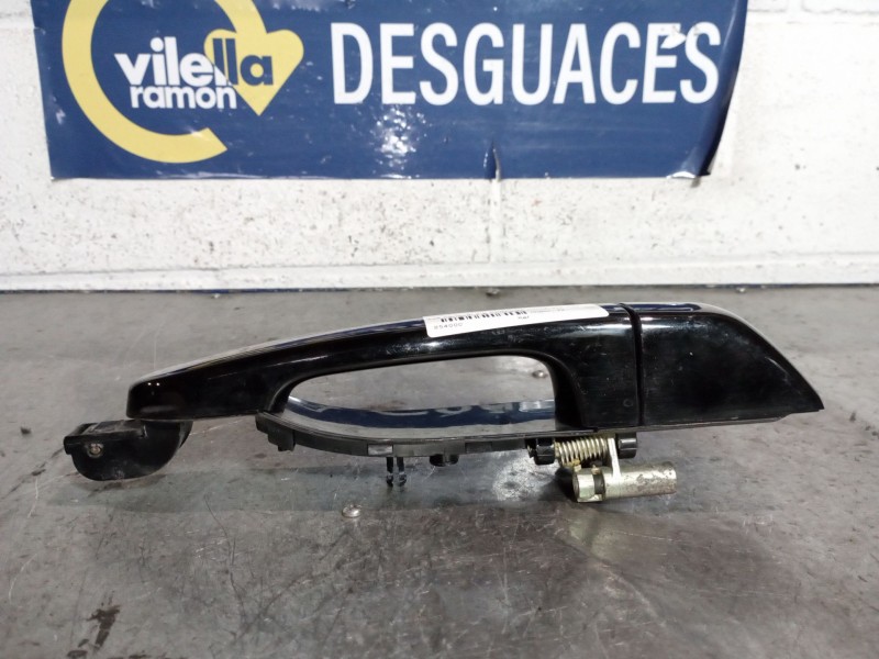 Recambio de maneta exterior delantera derecha para kia carnival 2.9 crdi vgt concept referencia OEM IAM   