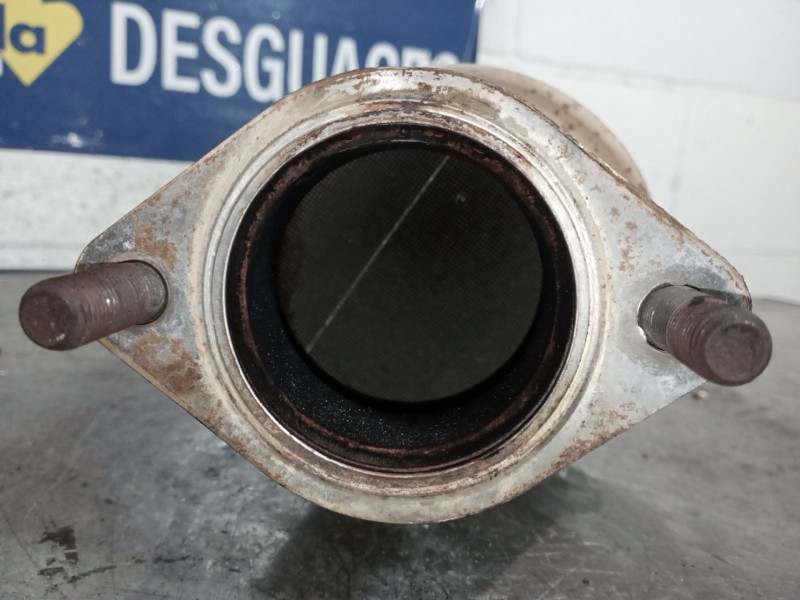 Recambio de catalizador para kia carnival 2.9 crdi vgt concept referencia OEM IAM   
