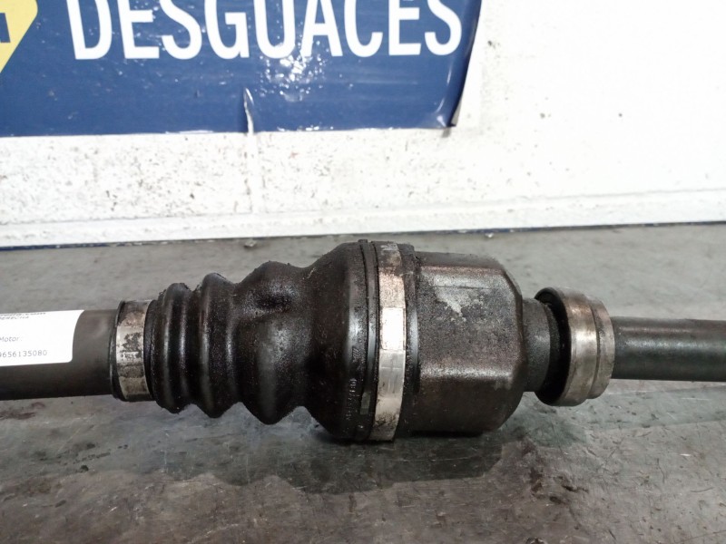 Recambio de transmision delantera derecha para peugeot 207 1.6 hdi referencia OEM IAM 9656135080  