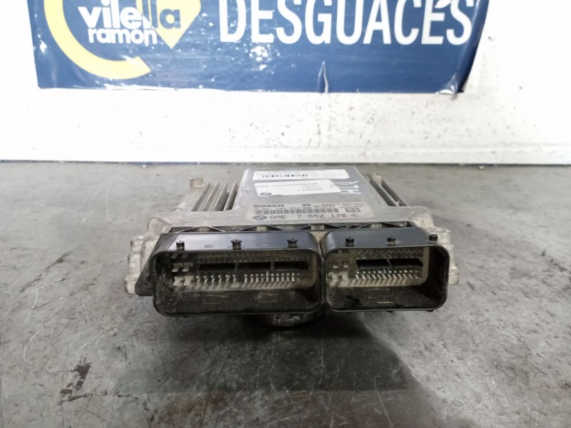 Recambio de centralita motor uce para bmw serie 1 berlina (e81/e87) 118i referencia OEM IAM 0261208582  