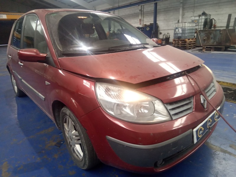 renault scenic ii del año 2004