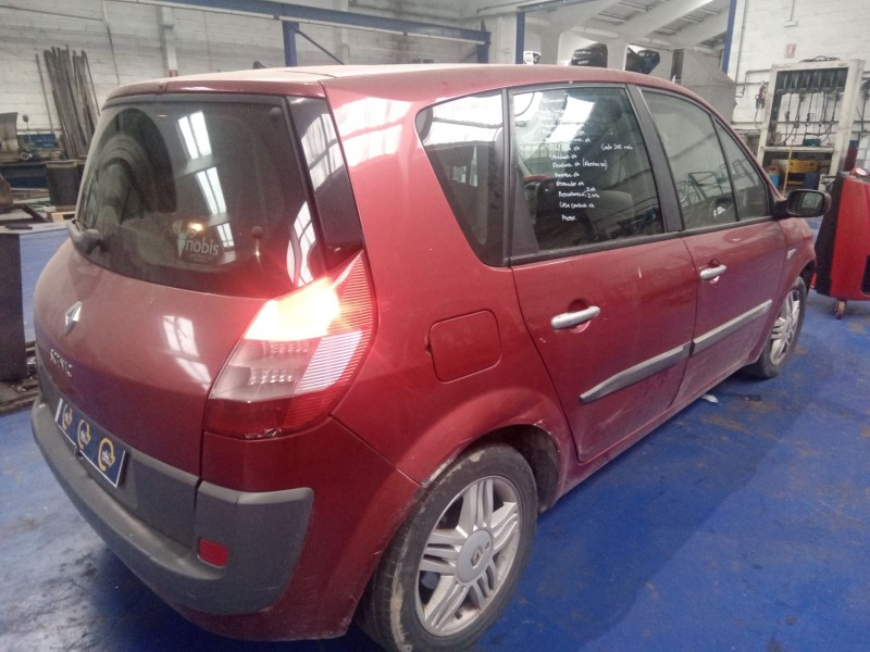 renault scenic ii del año 2004
