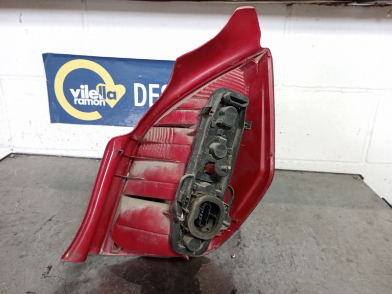 Recambio de piloto trasero izquierdo para citroen c2 1.4 hdi referencia OEM IAM   