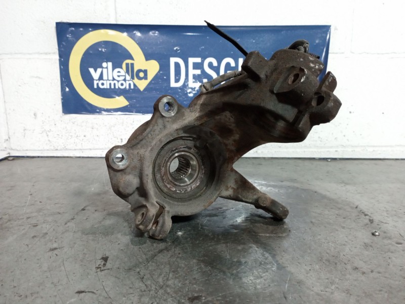 Recambio de mangueta delantera derecha para peugeot 207 1.6 hdi referencia OEM IAM   