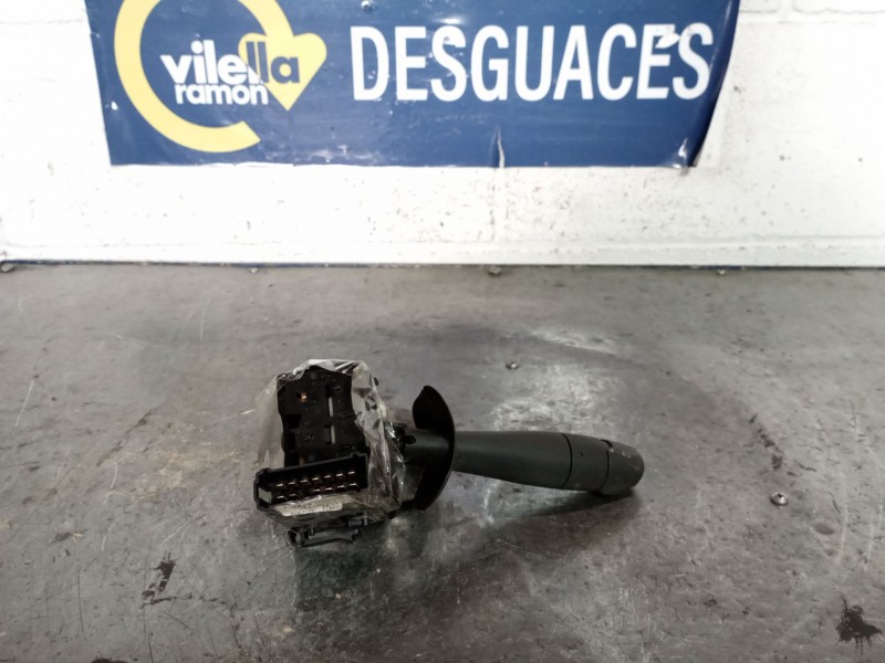Recambio de mando limpia para renault trafic (desde 5.89) 2.0 referencia OEM IAM 8200878342  