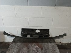 Recambio de rejilla delantera para peugeot 206 berlina xr referencia OEM IAM    2