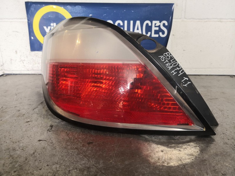 Recambio de piloto trasero izquierdo para opel astra h berlina 1.9 cdti referencia OEM IAM   