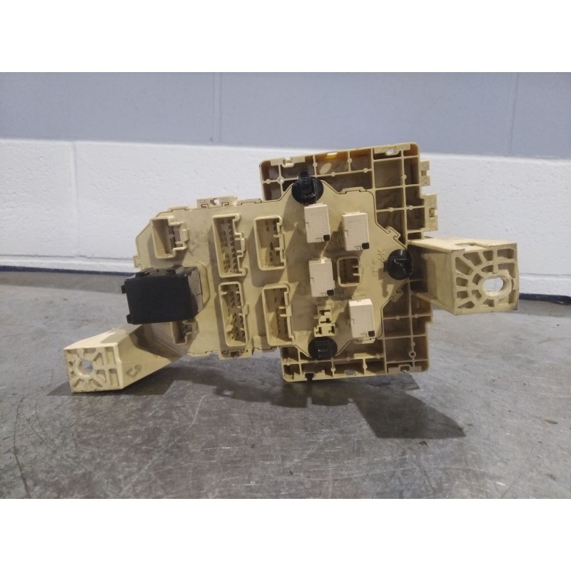 Recambio de caja reles fusibles para suzuki swift berlina (mz)  | 0.05 - ... swift berlina (mz)  | 0.05 - ... referencia OEM IAM