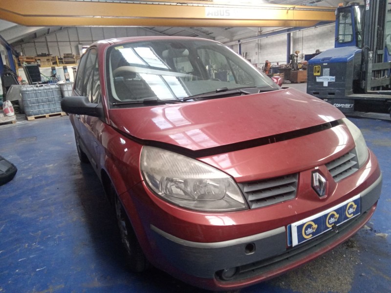 renault scenic ii del año 2004