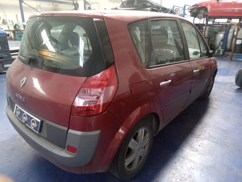 renault scenic ii del año 2004