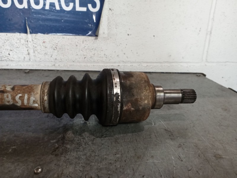 Recambio de transmision delantera izquierda para peugeot 307 (s1) 1.6 16v cat referencia OEM IAM 9636786780  