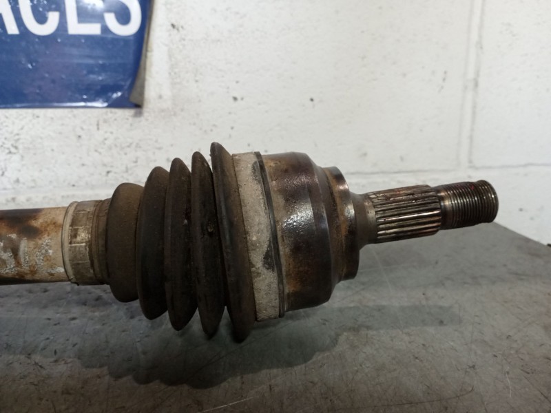 Recambio de transmision delantera derecha para peugeot 307 (s1) 1.6 16v cat referencia OEM IAM 9636786880  