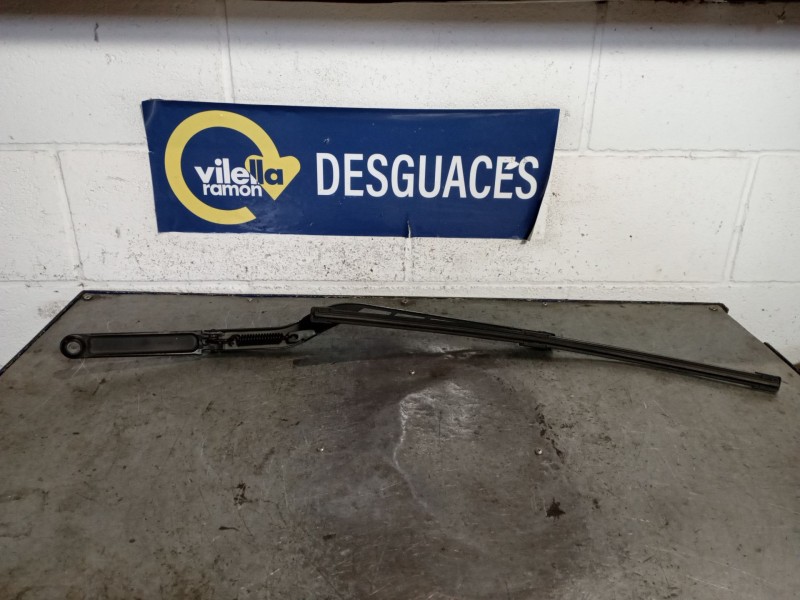 Recambio de brazo limpia delantero izquierdo para audi a3 (8p) 2.0 tdi ambiente referencia OEM IAM 8P1955407A  