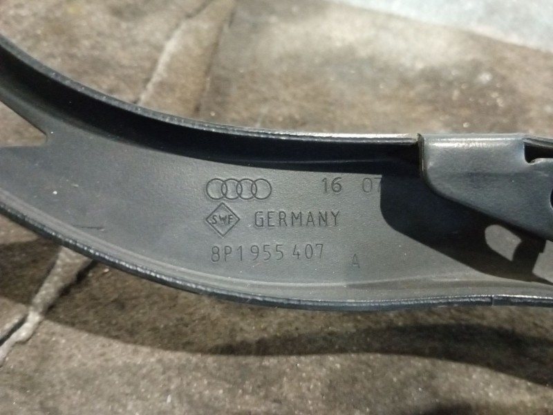 Recambio de brazo limpia delantero izquierdo para audi a3 (8p) 2.0 tdi ambiente referencia OEM IAM 8P1955407A  