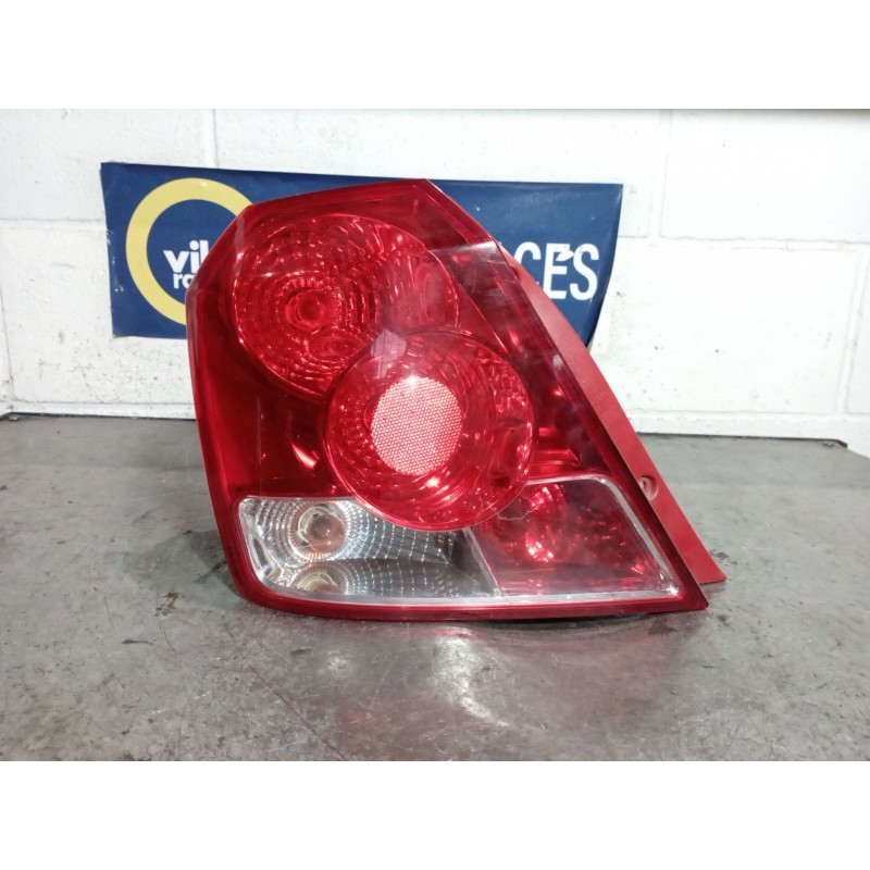 Recambio de piloto trasero izquierdo para daewoo kalos 1.2 cat | 0.02 - ... 1.2 cat | 0.02 - ... referencia OEM IAM   