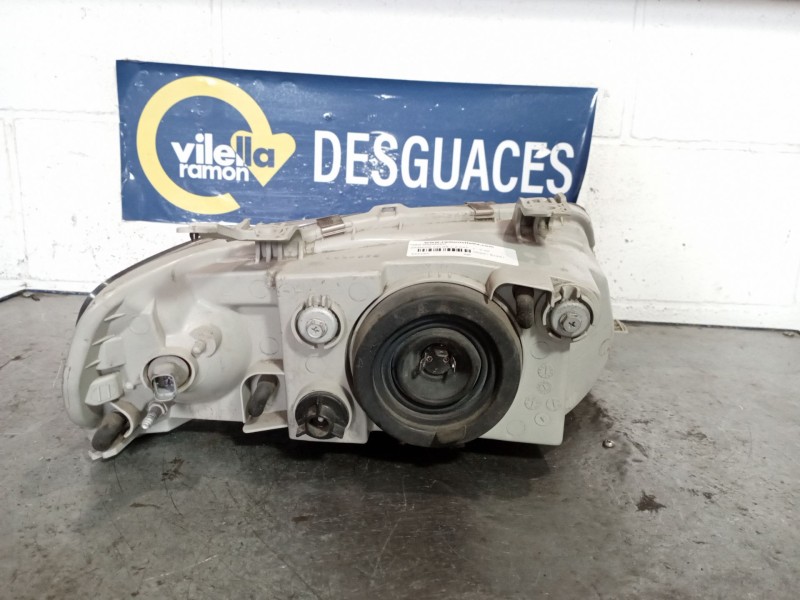 Recambio de faro izquierdo para daewoo kalos 1.2 cat | 0.02 - ... 1.2 cat | 0.02 - ... referencia OEM IAM   