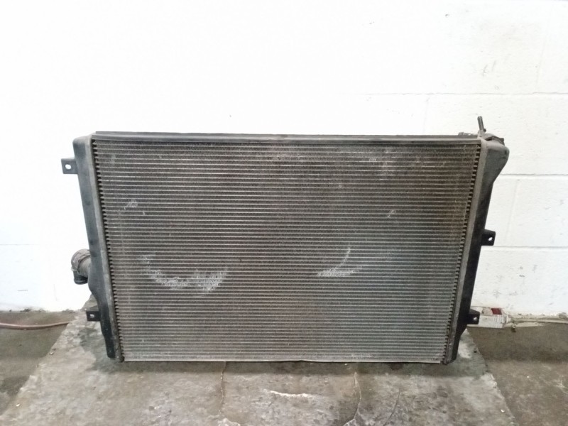 Recambio de radiador agua para audi a3 (8p) 2.0 tdi ambiente referencia OEM IAM 1K0121251N  