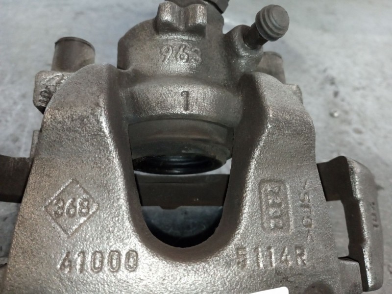 Recambio de pinza freno delantera izquierda para dacia sandero stepway essential referencia OEM IAM 410005114R  