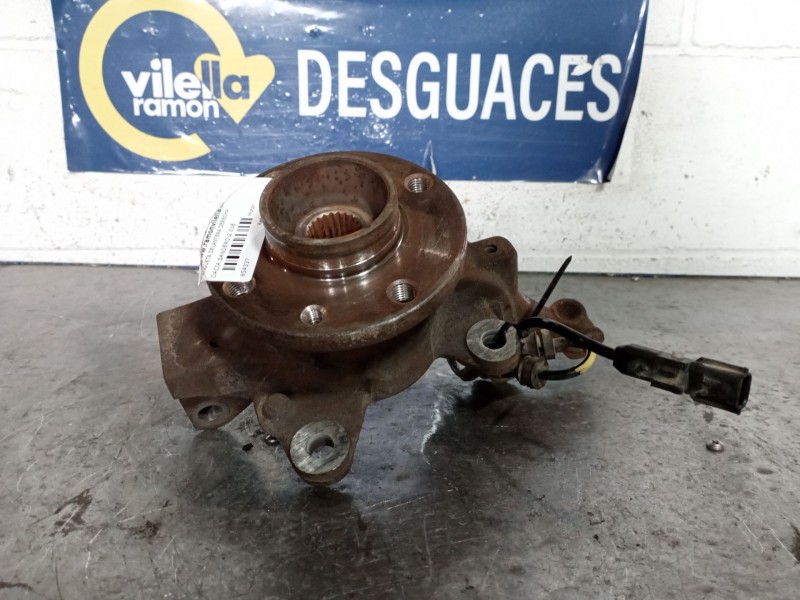 Recambio de mangueta delantera derecha para dacia sandero stepway essential referencia OEM IAM   