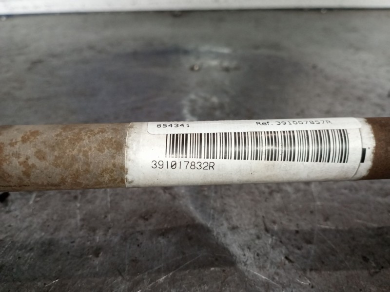 Recambio de transmision delantera izquierda para dacia sandero stepway essential referencia OEM IAM 391007857R  