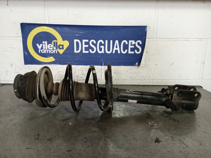 Recambio de amortiguador delantero derecho para dacia sandero stepway essential referencia OEM IAM 543021807R  