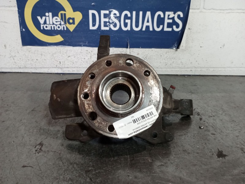 Recambio de mangueta delantera derecha para opel astra gtc referencia OEM IAM   