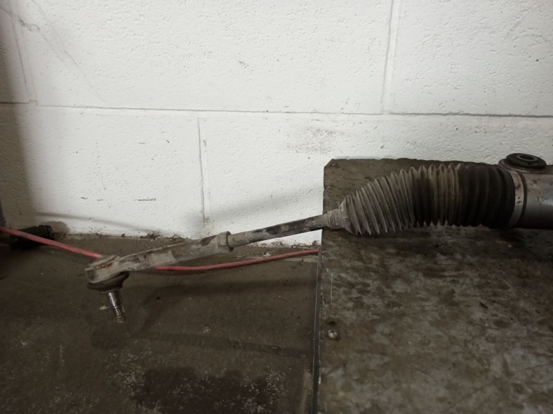 Recambio de caja direccion para opel astra gtc referencia OEM IAM 13205789  