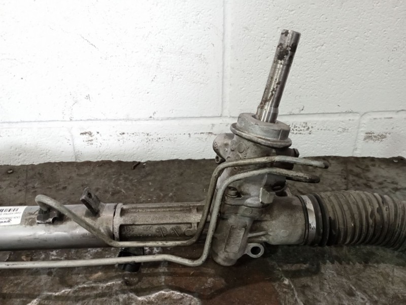 Recambio de caja direccion para opel astra gtc referencia OEM IAM 13205789  