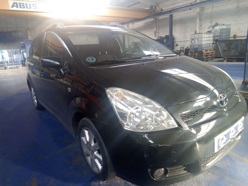 toyota corolla verso (e12) del año 2007