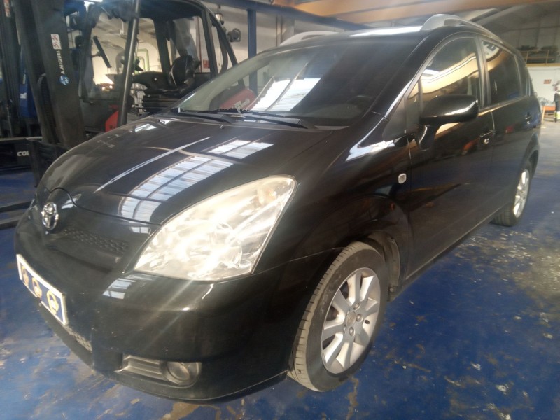 toyota corolla verso (e12) del año 2007