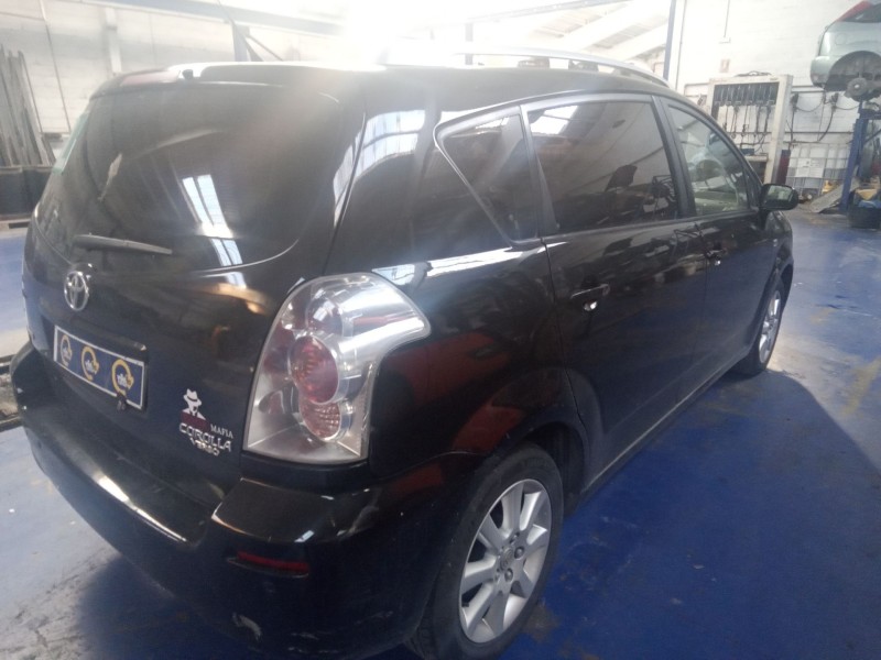 toyota corolla verso (e12) del año 2007