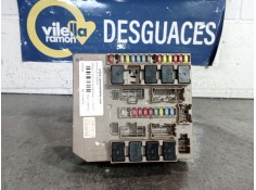 Recambio de caja reles fusibles para renault clio iii authentique | 01.07 - 12.10 authentique | 01.07 - 12.10 referencia OEM IAM