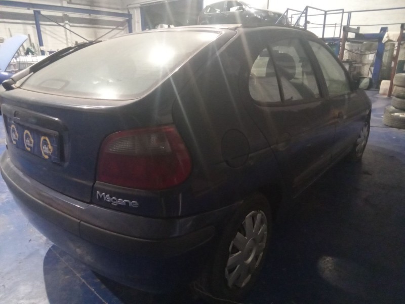 renault megane i fase 2 berlina (ba0) 1.6 | 0.99 - 0.02 del año 2002