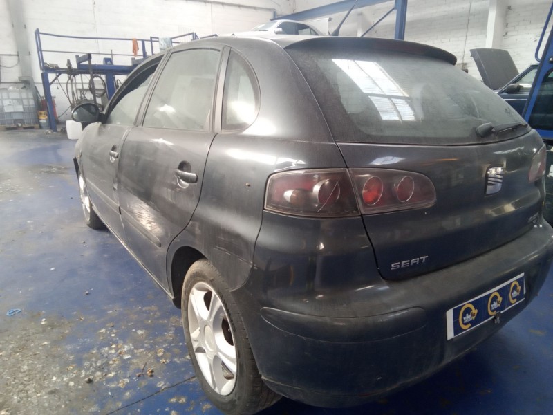 seat ibiza (6l1) del año 2005