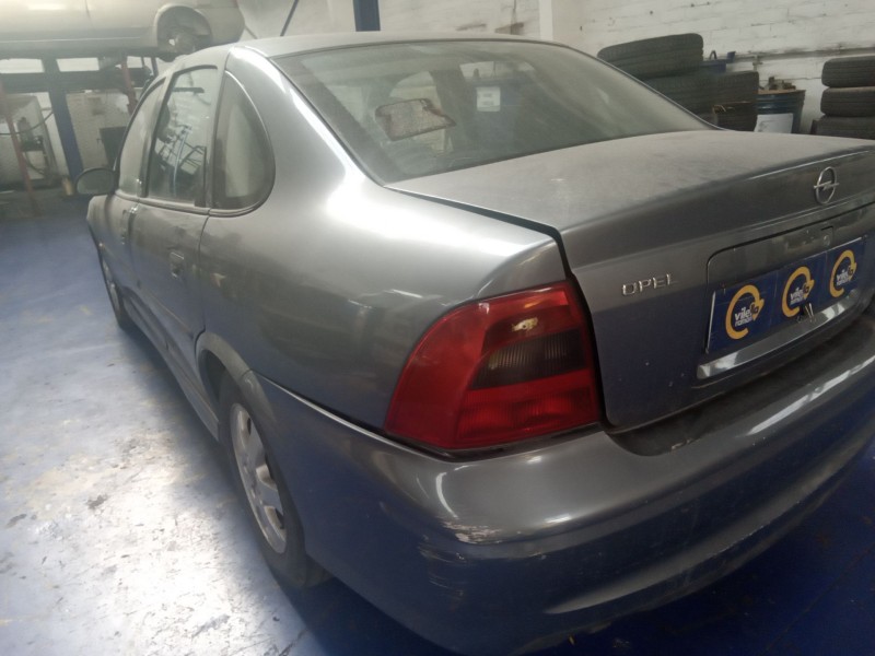opel vectra 2.0 dti 16v del año 2000
