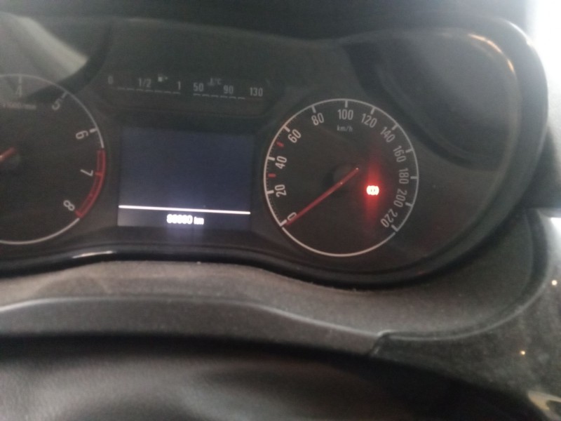 opel corsa e del año 2018