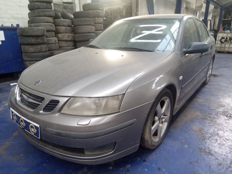 saab 9-3 berlina del año 2002