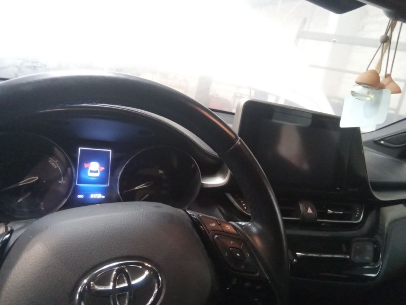 toyota c-hr del año 2016